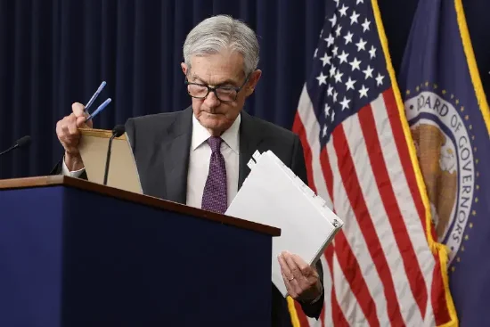 尾盘：鲍威尔讲话后美股跌幅扩大 英伟达重挫逾10%