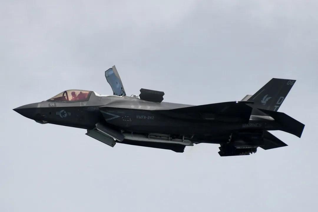 F-35险被击落，“美国感到恐慌”！