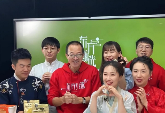 一年失三将！ 顿顿自曝五提离职内幕，东方甄选“黄金一代”终结