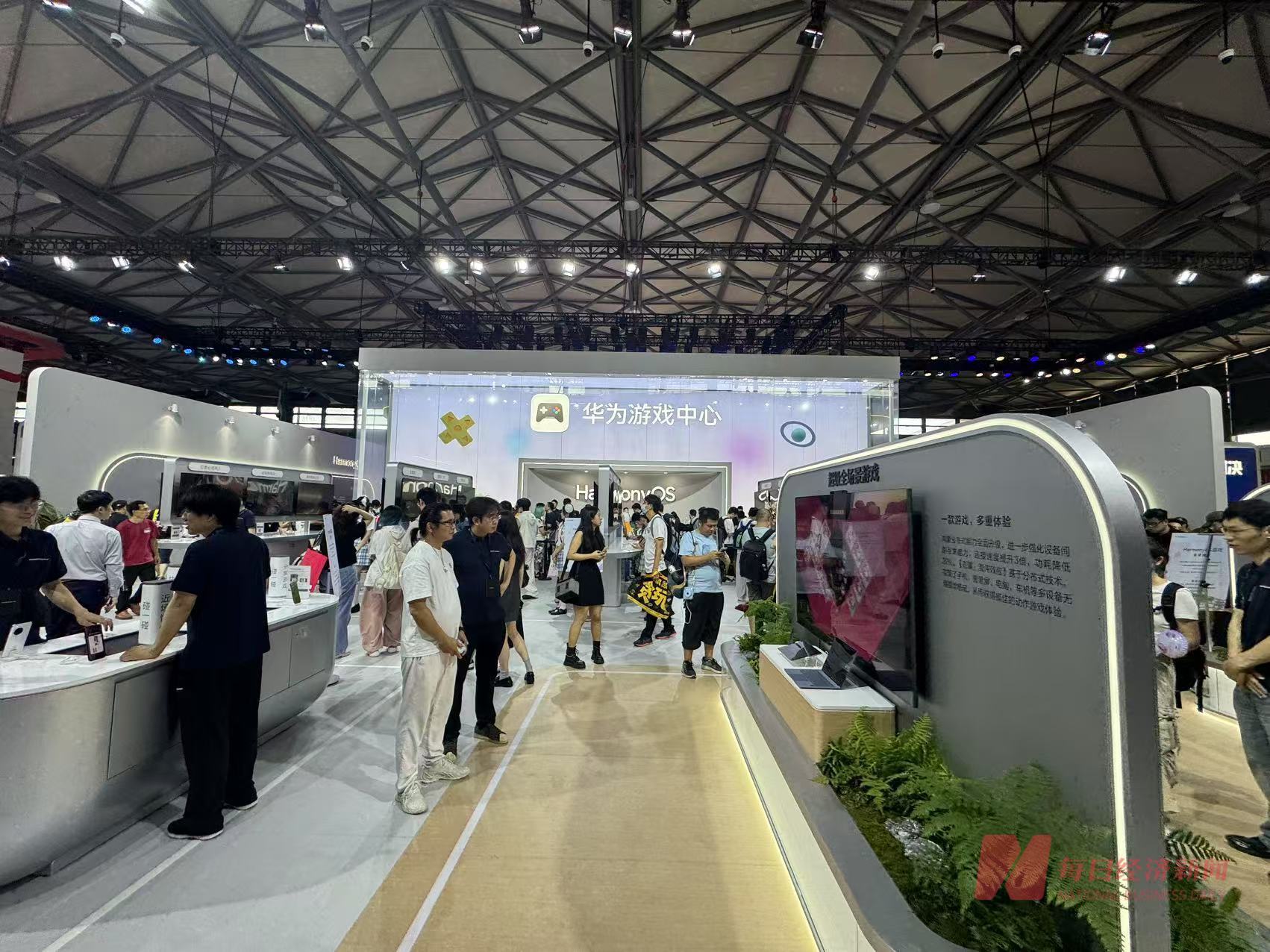鸿蒙游戏生态加速崛起：牵手腾讯等大厂，小游戏成产业新增长点
